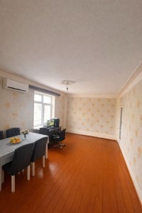 2 otaqlı köhnə tikili