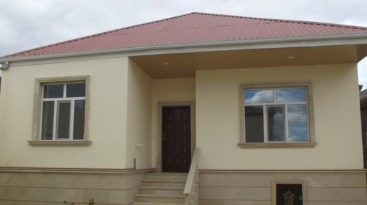 1 sqft həyət / bağ evi