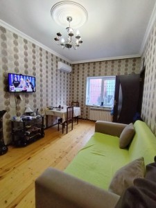 2 sqft həyət / bağ evi