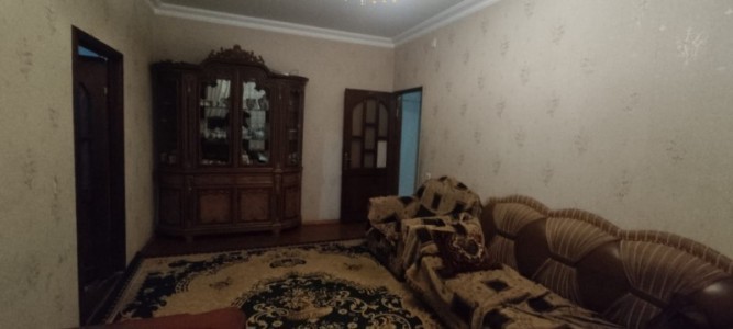 5 otaqlı köhnə tikili