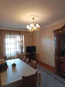 4 otaqlı köhnə tikili