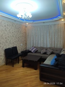3 otaqlı köhnə tikili
