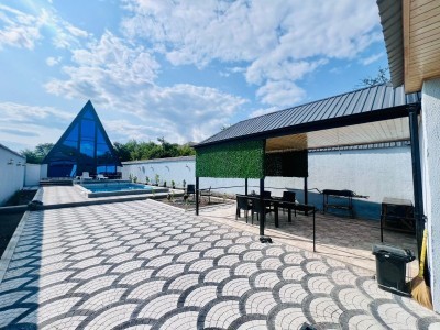 3 sqft həyət / bağ evi