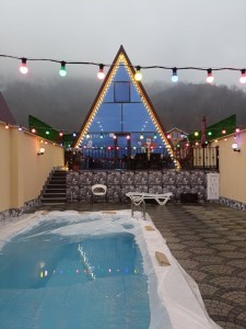 3 sqft həyət / bağ evi