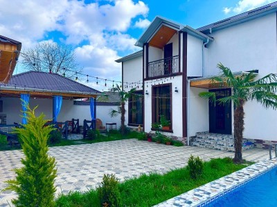 4 sqft həyət / bağ evi