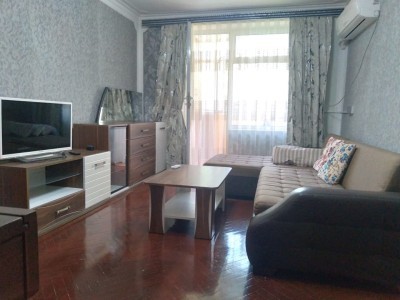 2 otaqlı köhnə tikili
