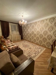 2 otaqlı köhnə tikili