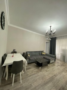 2 otaqlı köhnə tikili