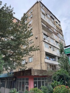 3 otaqlı köhnə tikili