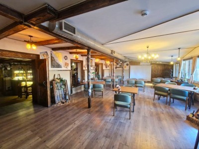 310 m² obyekt