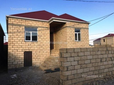 2 sqft həyət / bağ evi