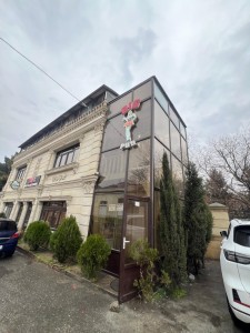 128 m² obyekt