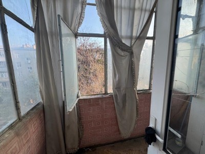 1 otaqlı köhnə tikili