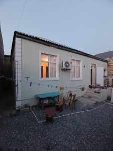 80 sot həyət / bağ evi