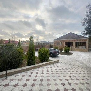 6 sot həyət / bağ evi