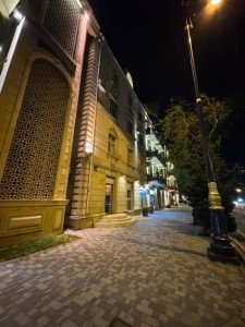 2 otaqlı köhnə tikili