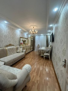 3 otaqlı köhnə tikili