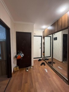 3 otaqlı köhnə tikili