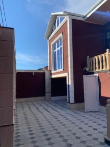 2 sot həyət / bağ evi