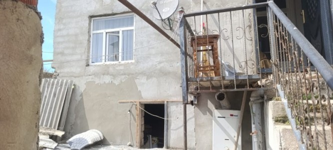 2 sot həyət / bağ evi