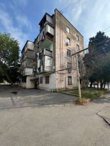 1 otaqlı köhnə tikili