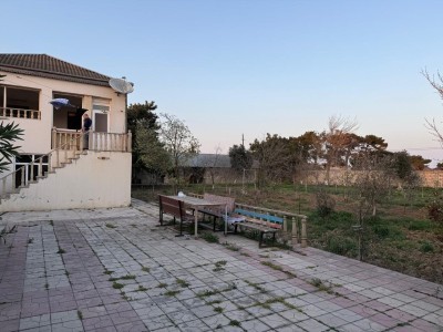 20 sot həyət / bağ evi