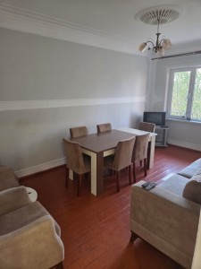3 otaqlı köhnə tikili