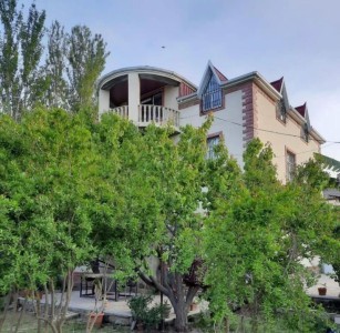 5 sot həyət / bağ evi