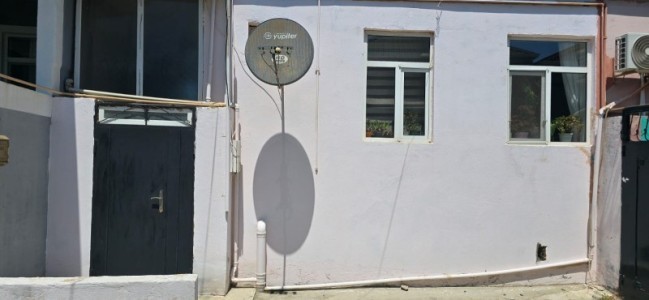 80 sqft həyət / bağ evi