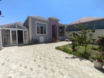 3 sqft həyət / bağ evi