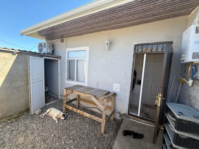 1 sqft həyət / bağ evi