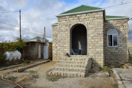 4 sqft həyət / bağ evi