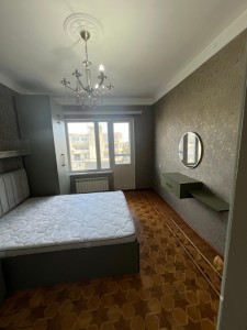 2 otaqlı köhnə tikili