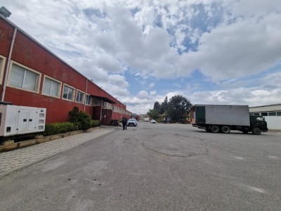 2800 m² obyekt