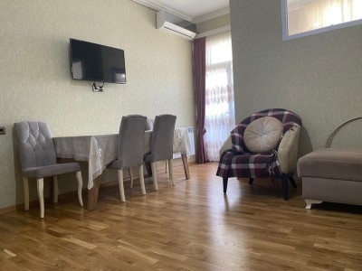 3 otaqlı yeni tikili