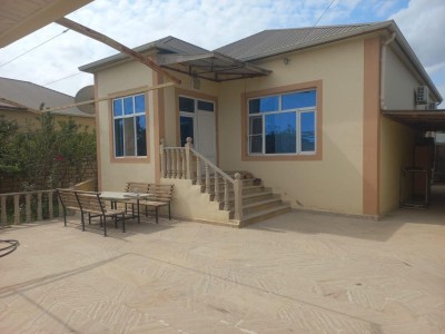 4 sqft həyət / bağ evi