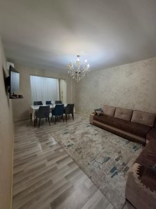 3 otaqlı köhnə tikili