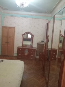 3 otaqlı köhnə tikili