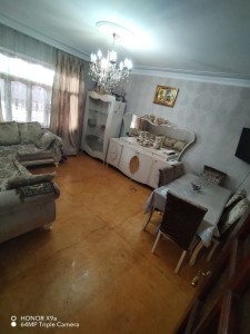 2 otaqlı köhnə tikili