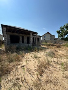 9 sqft həyət / bağ evi