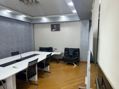 85 Sqm ofis