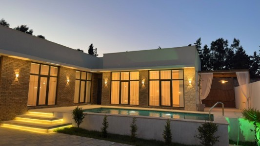 3 sqft həyət / bağ evi