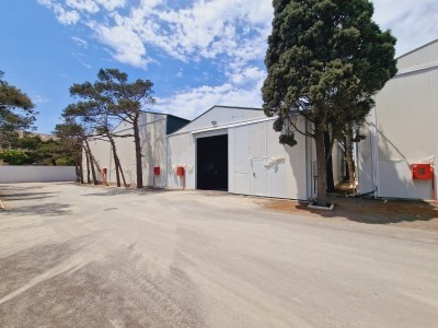 316 m² obyekt