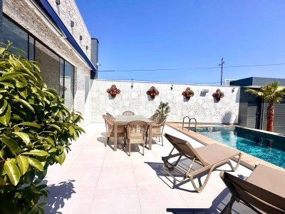 4 sqft həyət / bağ evi