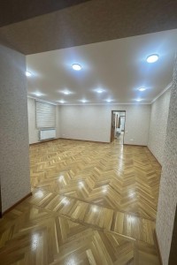 110 Sqm ofis