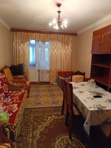 2 otaqlı köhnə tikili