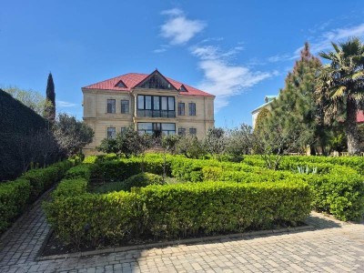 20 sot həyət / bağ evi