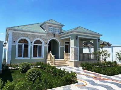 4 sqft həyət / bağ evi