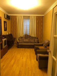 3 otaqlı köhnə tikili