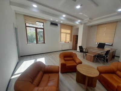70 Sqm ofis
